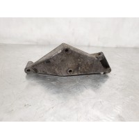 Кронштейн двигуна audi a6 c4 1.9d