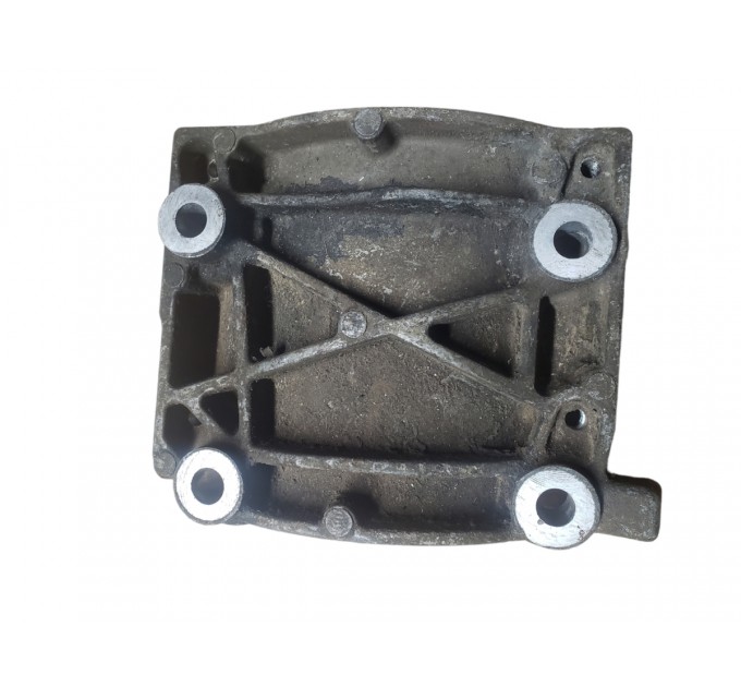 кронштейн компресора кондиціонера Honda CRV 3 2.2 diesel 2006-2012 Honda CR-V 2.2D (2006-2011) 38930R06E00
