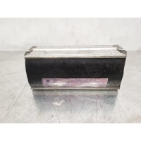 Подушка безопасности (AIRBAG) пассажирская Audi A6  1997 - 2005 4B1880204C