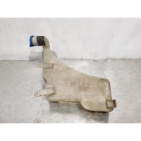 Бачок омывателя лобового стекла Audi A8 D2 1994-1999  4D0955451A
