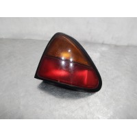 Фонарь стоп задний ПРАВИЙ Mazda 323 CBA 1994 - 1998 B02S51160