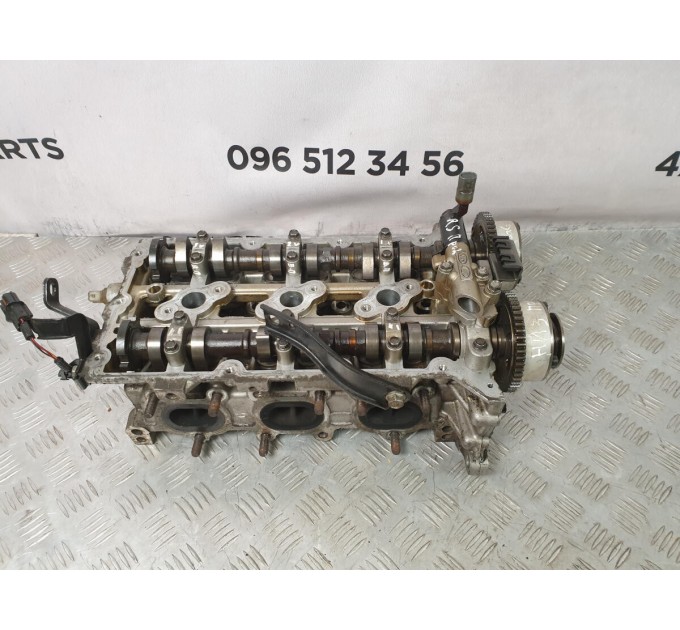 головка з клапанами права Hyundai Santa Fe (2006-2012) 514R53CA00