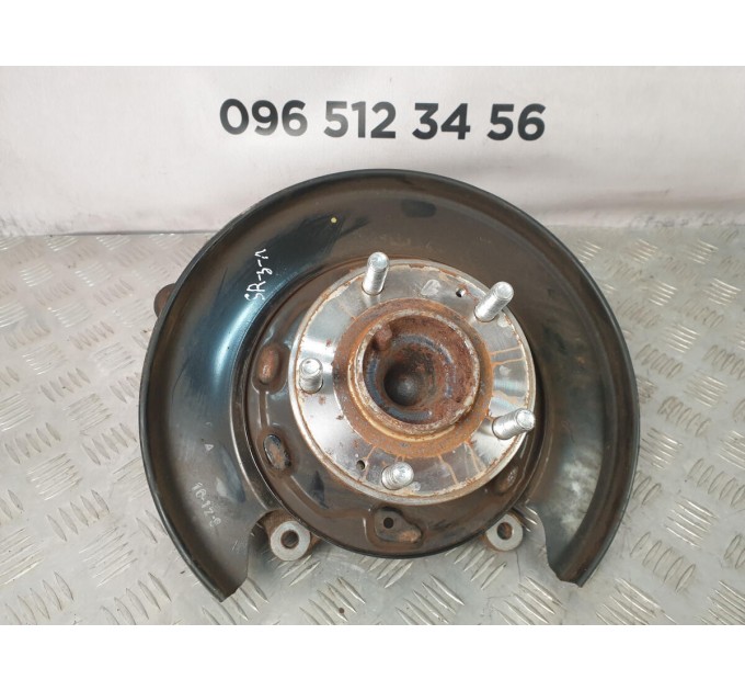 кулак задний левый Hyundai Santa Fe (2006-2012) 527102P000