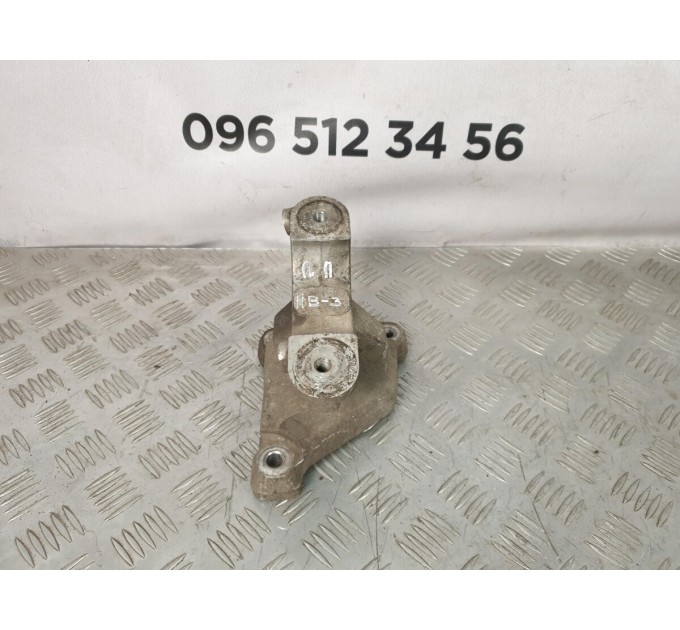 кронштейн кермової рейки Honda CR-V 2.2D (2006-2011) 53434SWA023