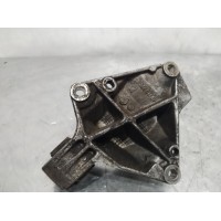 Кронштейн промвала  Peugeot 406 Citroen C5 2.0HDI 1995—2004 9630604180