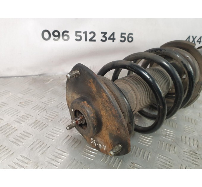 Опора амортизатора переднього переднього Hyundai Santa Fe (2006-2012) 546102B100