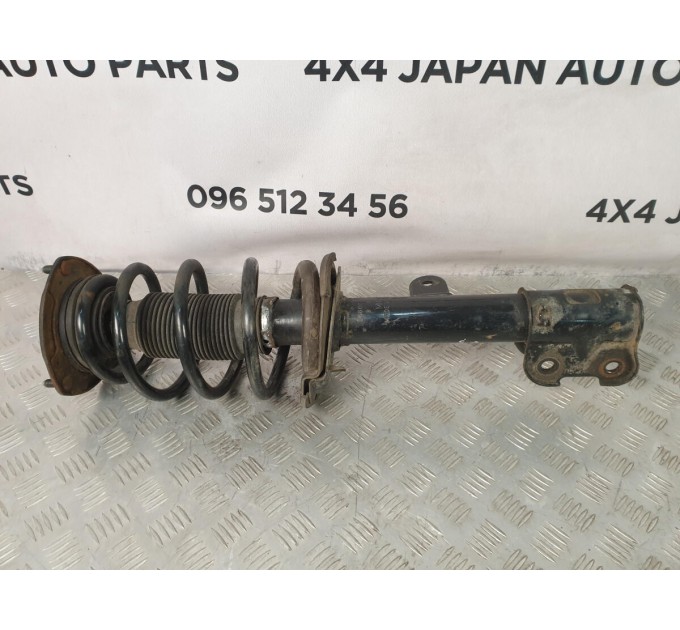амортизатор передній правий 2,4 3,5 l Hyundai Santa Fe (2006-2012) 546602B200