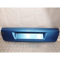 накладка крышки багажника нижняя внешняя Citroen C4 Picasso