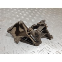 кронштейн гур VW Golf 3