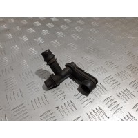 Фланец (тройник) системы охлаждения на BMW X5 E53 2000 - 2006 1438820 Фланец (тройник) системы охлаждения на BMW X5 E53 2000 - 2006 1438820