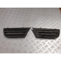Решетка радиатора бампера левая Renault modus 2004-2007 8200259248