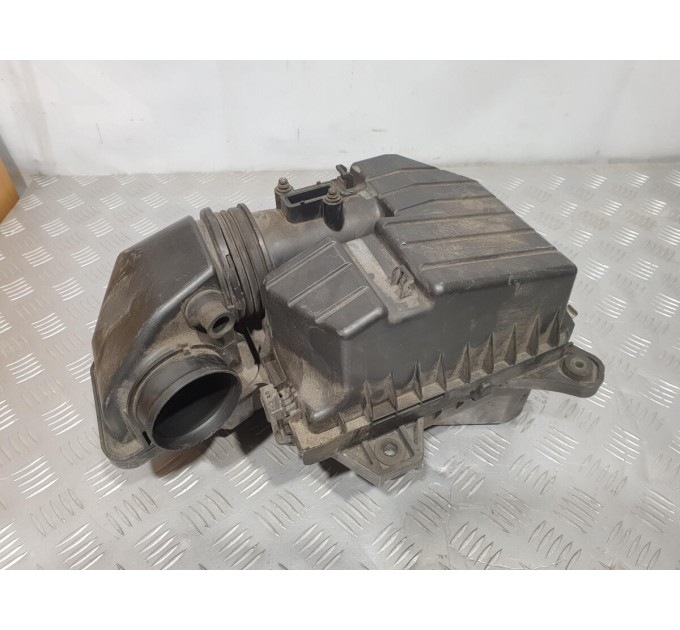 корпус повітряного фільтра Honda Civic 2005-2012 4d 1,8 Акпп 17202-RNA-A00