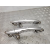ручка двери правая сторона  Honda Civic 2005-2012 4d 1,8 Акпп  72620-SNA-A01ZD