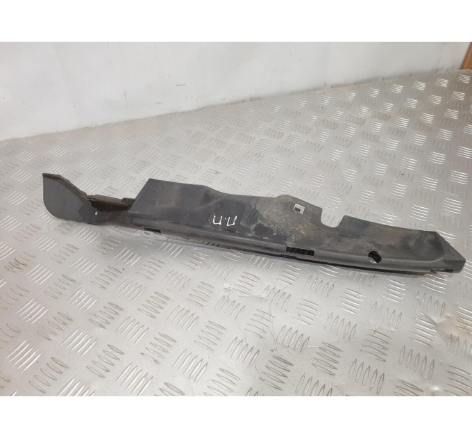 накладка крыла декоративная правая Honda Civic 2005-2012 4d 1,8 Акпп 74206-SNA-A01