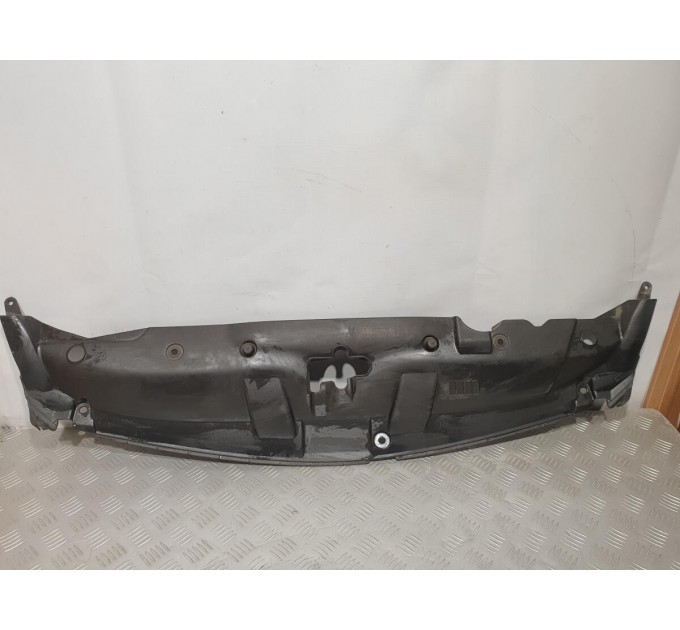 Накладка замка капота Honda Civic 2005-2012 4d 1,8 Акпп 71125-SNB-000