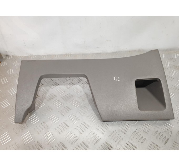 Накладка под рулем Honda Civic 2005-2012 4d 1,8 Акпп 77300-SNA-A01ZA