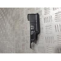 Кронштейн ручки двери задней правой Hyundai Accent 2005 HYUNDAI ACCENT 1.6 (1998-2005) 8147725000 Кронштейн ручки двери задней правой Hyundai Accent 2005 HYUNDAI ACCENT 1.6 (1998-2005) 8147725000