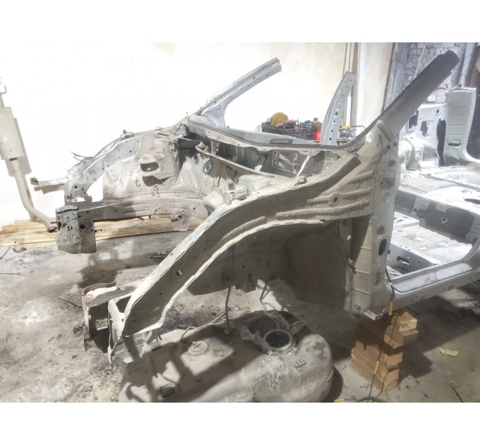 лонжерон передний левый HONDA CR-V 2006-2011 60750SWW415ZZ