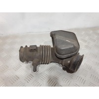 Патрубок воздушный, выход воздушного фильтра Nissan Almera N16 2000-2006