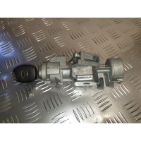 замок зажигания  форд фокус 3m51-3f880-ac