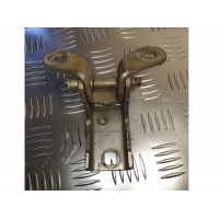 петля двери лев зад  ford mondeo 93BBF26807AL