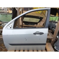 Дверь передняя левая 1430135 ford focus 1  98-04 универсал