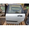 Стекло двери задней левой  1098793 ford focus 1 98-04