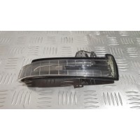 Повторитель поворота правого бокового зеркала Mercedes CLA C117 GLA X156 A W176