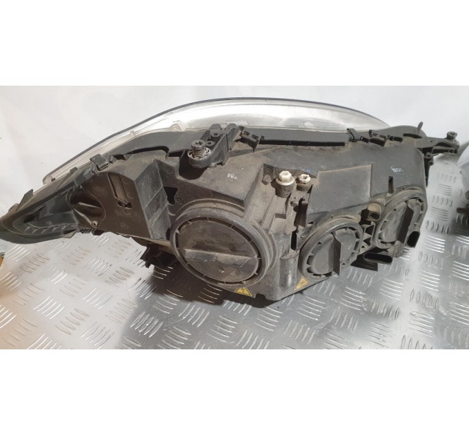 Фара передняя левая mercedes-benz w221 2005-2009 2218207561