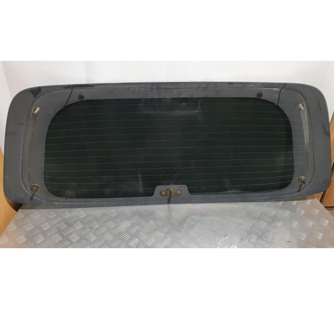 Скло кришки багажника 87111-26020 HYUNDAI SANTA FE I 2.0 CRDi 2001-2006