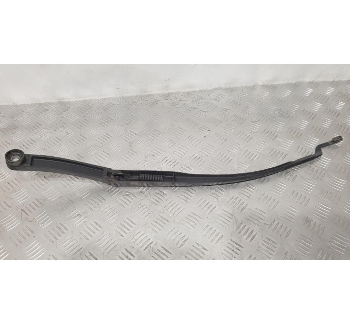 Повідець склоочисника правий 98321 3S000 Hyundai Sonata YF 2009-2014