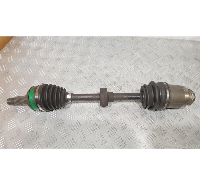 Напіввісь передня права 44305TL1E00 honda accord 2,0 АКПП cu8 08-13