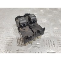 Кнопка стеклоподьемника 8403030110 Lexus gs 2006-2011