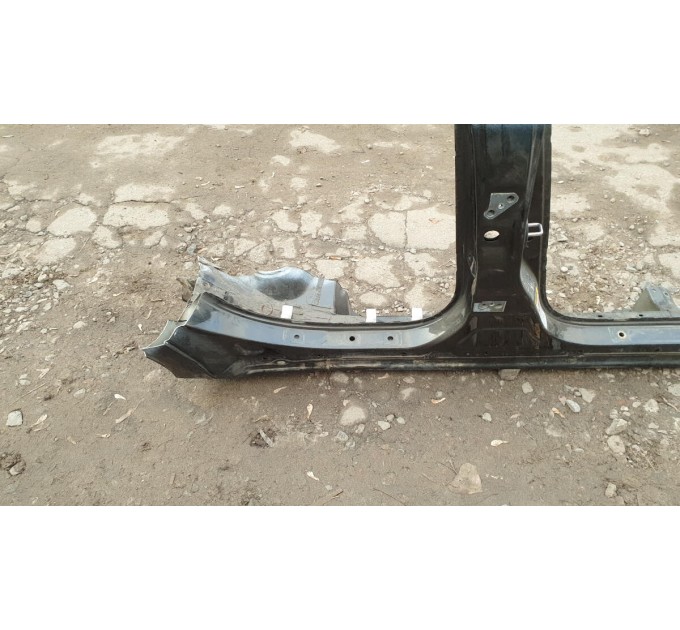Порог кузова со стойкой правый 61401-30270 Lexus gs 450h 2006-2011