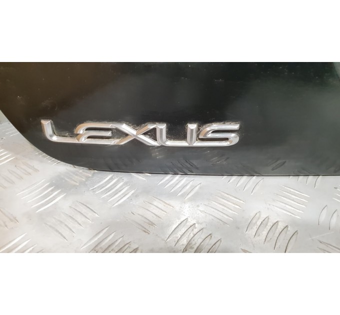 Декоративная накладка крышки багажника наружная 7680130150C1  Lexus gs 450h 2006-2011