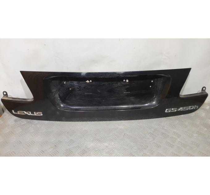 Декоративная накладка крышки багажника наружная 7680130150C1  Lexus gs 450h 2006-2011