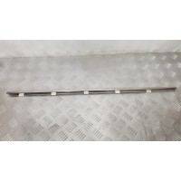 Молдинг стекла двери задний правый 7573030360  Lexus gs 450h 2006-2011