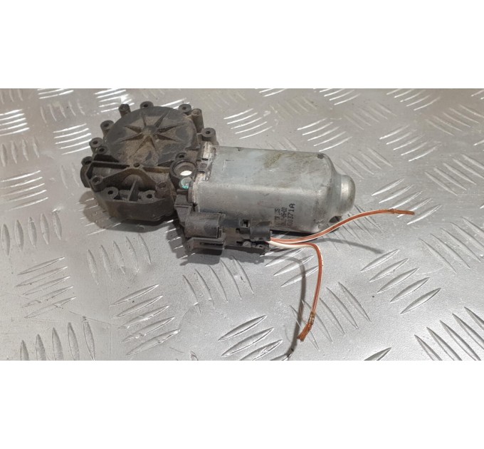 Моторчик стеклоподъемника передний правый  7701470852 Renault Laguna 1