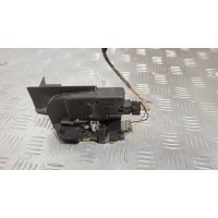 Замок двери передний правый  7701038406 RENAULT LAGUNA I