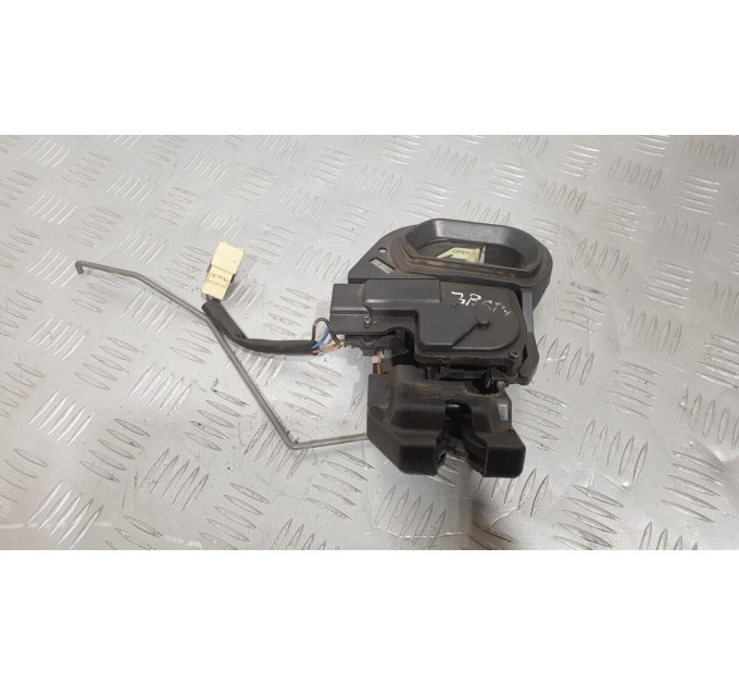 Замок крышки багажника  GK2A56820A Mazda 6 GG 2002-2006