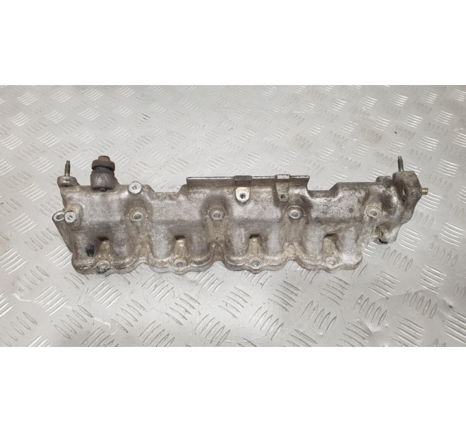 Впускной коллектор  1711127011 TOYOTA Rav 4 2.0d d4d (2000-2006)