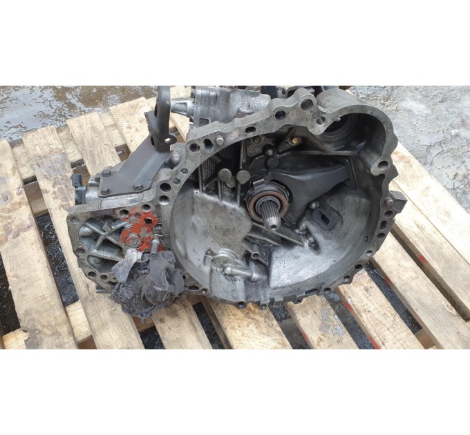 Коробка передач 3030042120 TOYOTA Rav 4 2.0d d4d (2000-2006)