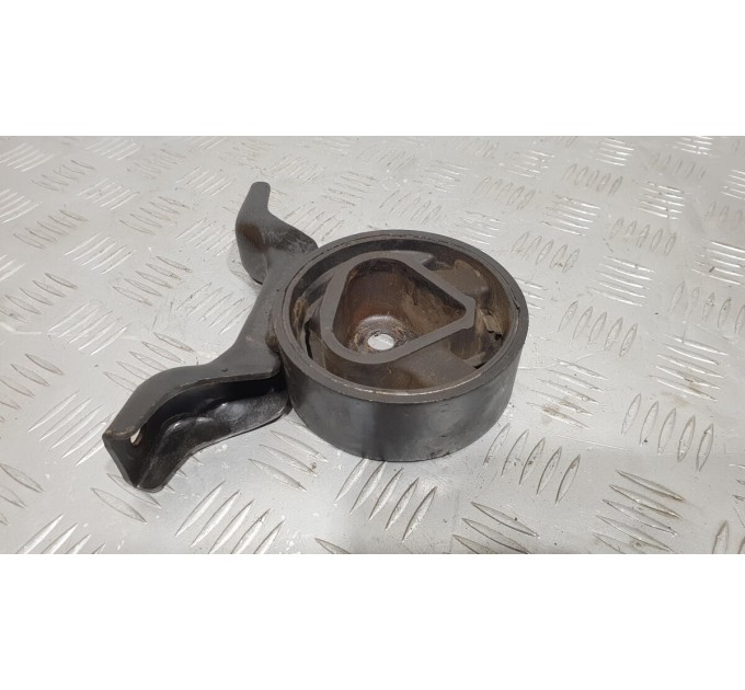 Опора заднего редуктора  52380-42050 TOYOTA Rav 4 2.0d d4d (2000-2006)