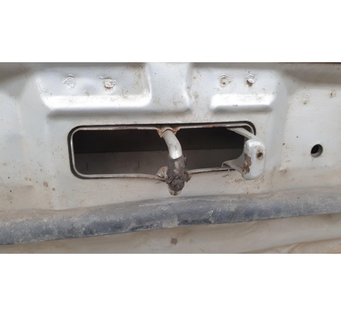 Капот 65100EB730 Nissan Navara D40 2005-2012