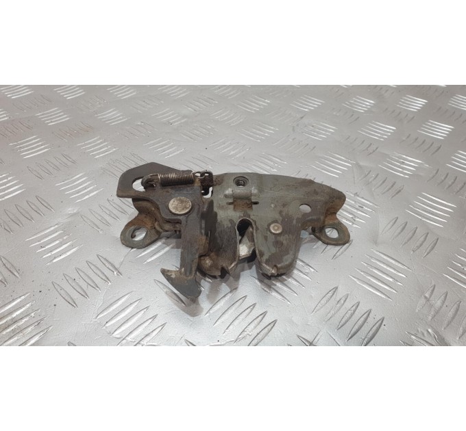 Замок капота 65601JR800 Nissan Navara D40 2005-2012