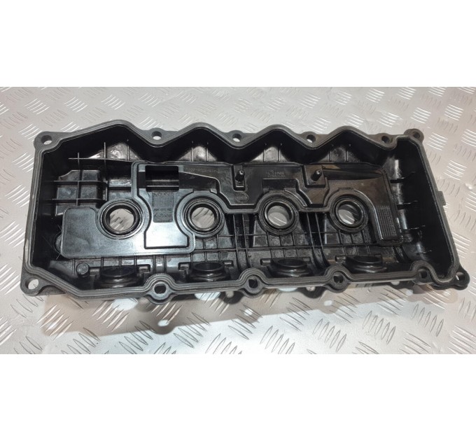 Кришка клапанна 13266ECO1A Nissan Navara D40 2005-2012