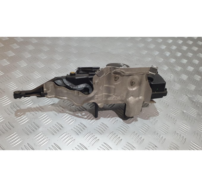 Кришка клапанна 8200673395 NISSAN X-TRAIL T30 (2002-2008)