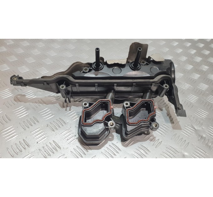 Кришка клапанна 8200673395 NISSAN X-TRAIL T30 (2002-2008)