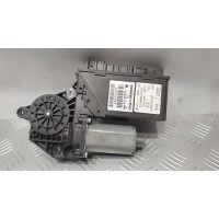 Моторчик стеклоподъемника задний левый  Audi A4 B6 2000-2004 130821767