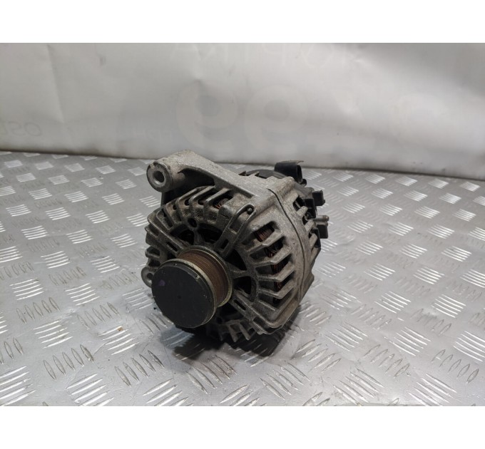 Генератор BMW 3 F30 (2012-2019) F10 F20 F21 F31 F32 F34 15V VALEO ALTERNATOR 8519890 A101